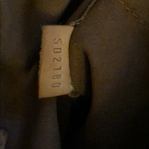 Louis Vuitton Tivoli Satchel Purse - Picture 7 of 7